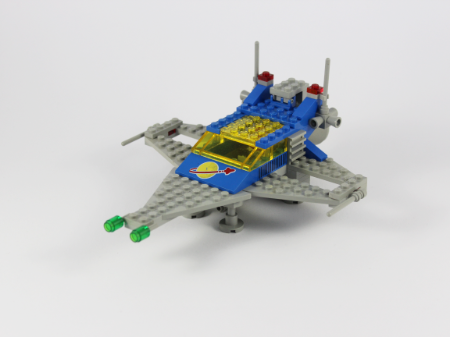 6890 Cosmic Cruiser